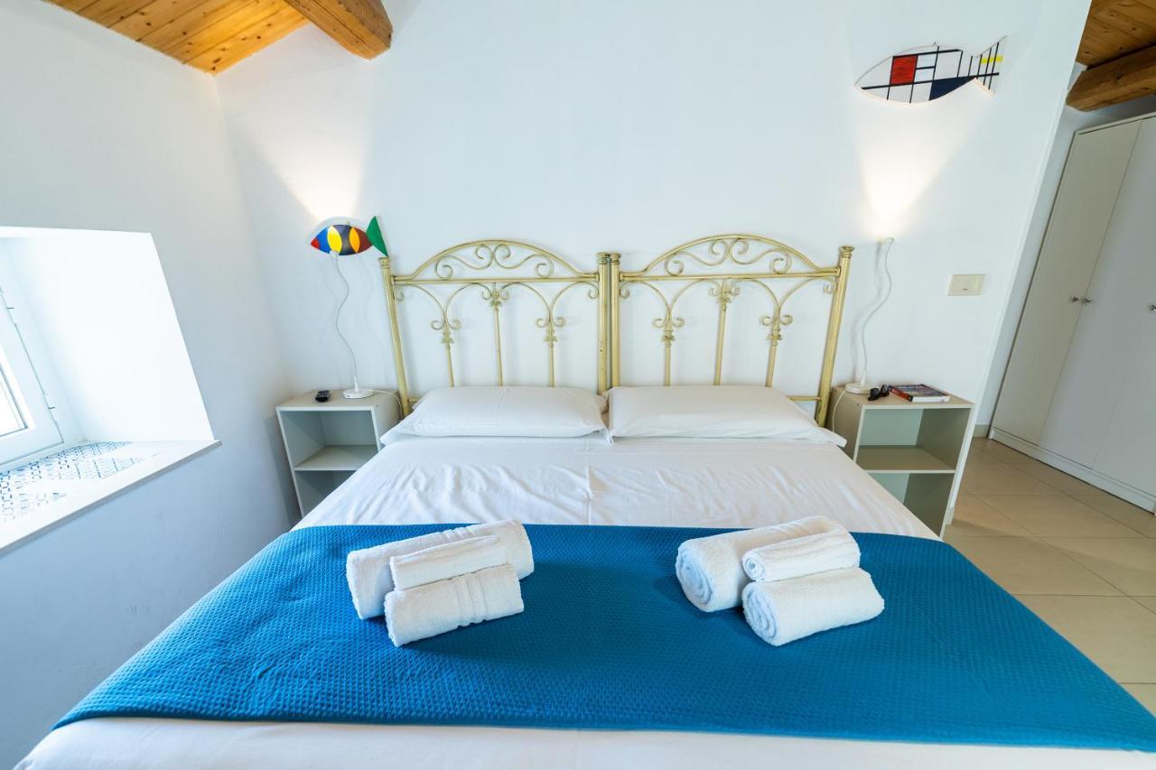 Saltwater Con Parcheggio Privato Lägenhet Marina di Ragusa Exteriör bild
